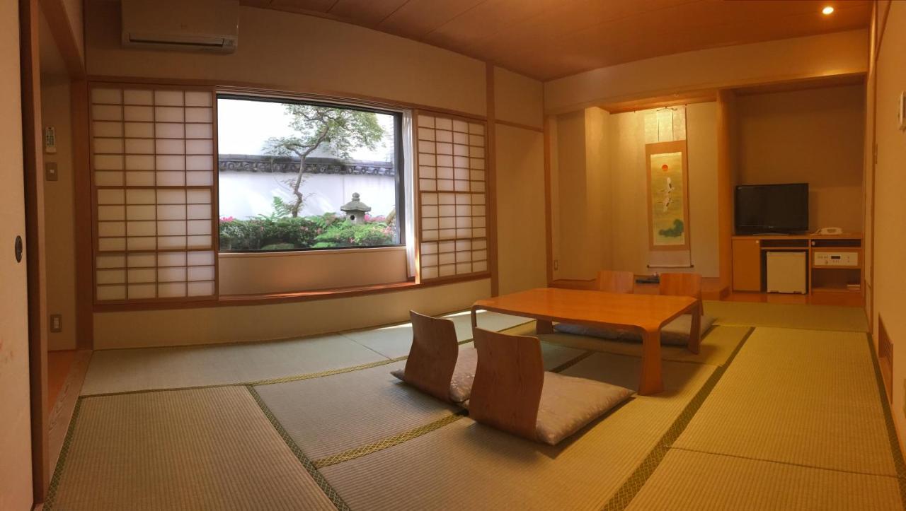 Hotel Grand Hill Ichigaya Tokyo prefektur Exteriör bild